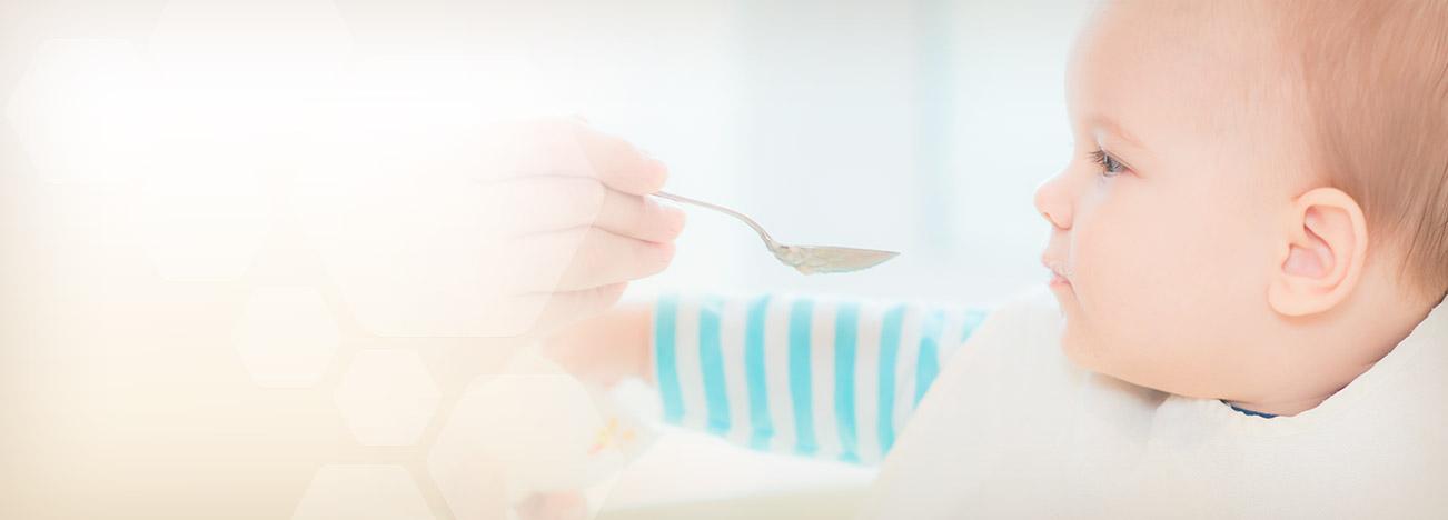 ¿Estás pensando ya en introducir alimentos sólidos a la dieta de tu bebé?