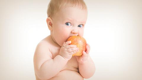 Evitando los alimentos dulces en tu bebé